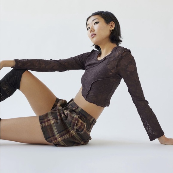 UO BDG Cozy asymmetric gauze sweater - Picture 2 of 4